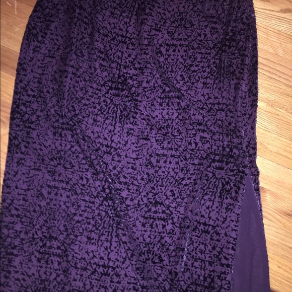 Anne Klein Rich Velvet Burnout Skirt Dark Purple 14 - NWT - Picture 2 of 6